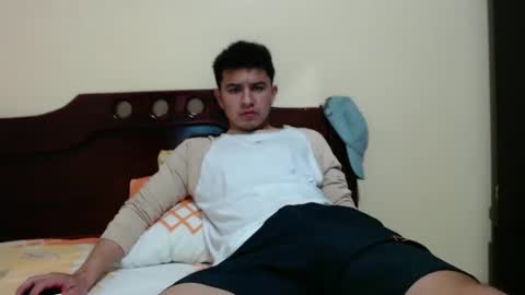 boyfit2023 online show from February 4, 2025, 1:13 am