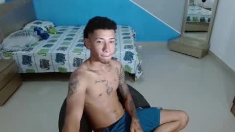 boyhot_sw online show from February 13, 2025, 7:24 am