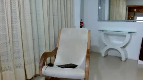 boyhot_sw online show from October 21, 2025, 4:13 am