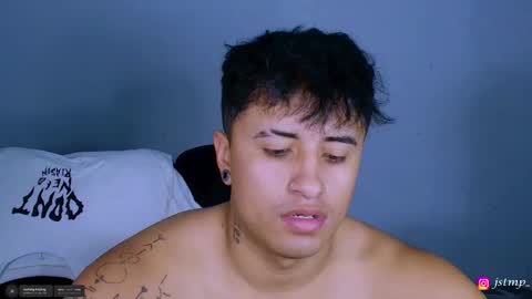 Snapshot of boylatin_777 chatting on November 16, 2025, 6:57 pm miguel online show from November 16, 2025, 6:57 pm