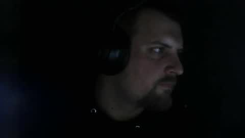 Snapshot of boynextdoooooor chatting on November 8, 2025, 9:02 pm boynextdoooooor online show from November 8, 2025, 9:02 pm