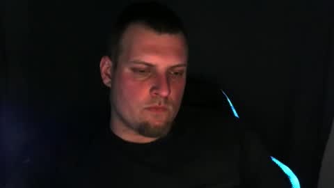 Snapshot of boynextdoooooor chatting on April 20, 2026, 9:05 pm boynextdoooooor online show from April 20, 2026, 9:05 pm