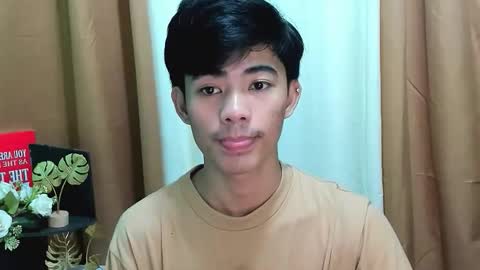 HI IM JAMES DONT FORGET GIVE ME THUMBS UP AND JOIN TO MY FANCLUB online show from November 10, 2025, 6:40 pm