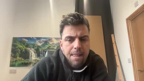 boyofficeboy online show from April 14, 2026, 12:33 pm