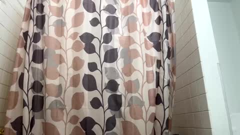 Snapshot of boysetsfire34 chatting on February 7, 2025, 6:14 am boysetsfire34 online show from February 7, 2025, 6:14 am