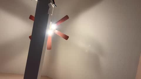 Snapshot of boysetsfire34 chatting on February 17, 2025, 5:04 am boysetsfire34 online show from February 17, 2025, 5:04 am