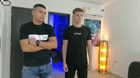 Angelo Mark Fernando Taylor online show from November 8, 2025, 11:32 am