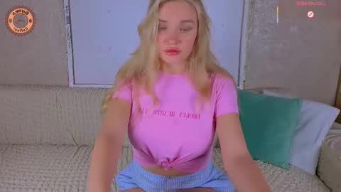 BoysLoveBlondee online show from January 13, 2026, 12:10 pm