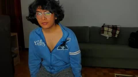 Snapshot of boytwink_20 chatting on November 22, 2025, 8:57 am boytwink_20 online show from November 22, 2025, 8:57 am