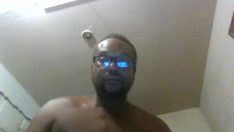 Snapshot of bpharrel34 chatting on July 25, 2026, 1:04 am bpharrel34 online show from July 25, 2026, 1:04 am