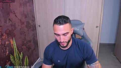 Snapshot of brad1_ chatting on February 21, 2026, 12:11 am instagramBrad mayers1twittermayersbrad online show from February 21, 2026, 12:11 am