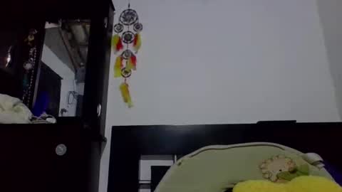 brad_and_emma293215 online show from April 7, 2026, 9:04 pm