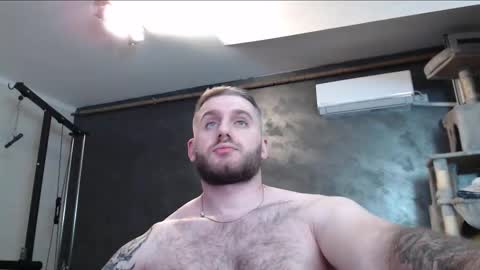 Snapshot of brad_pittfall chatting on September 14, 2025, 5:34 pm ask me online show from September 14, 2025, 5:34 pm