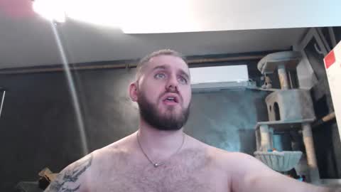 Snapshot of brad_pittfall chatting on November 25, 2025, 9:59 pm ask me online show from November 25, 2025, 9:59 pm