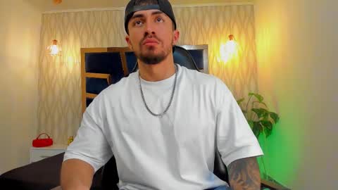 Snapshot of brad_summer chatting on January 10, 2026, 5:37 pm brad summer online show from January 10, 2026, 5:37 pm