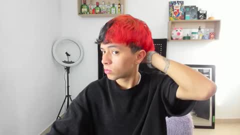 Snapshot of brad_thomson chatting on December 1, 2025, 1:05 pm brad_thomson online show from December 1, 2025, 1:05 pm