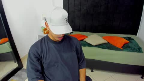 Snapshot of brad_usma chatting on March 7, 2025, 4:35 am BRAD USMA online show from March 7, 2025, 4:35 am