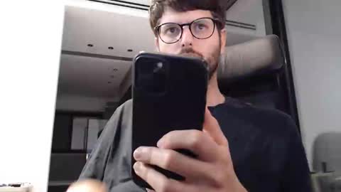 Snapshot of brads91 chatting on December 5, 2024, 9:28 pm brads online show from December 5, 2024, 9:28 pm