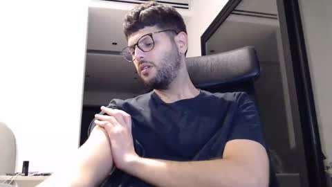 Snapshot of brads91 chatting on December 10, 2024, 4:38 pm brads online show from December 10, 2024, 4:38 pm