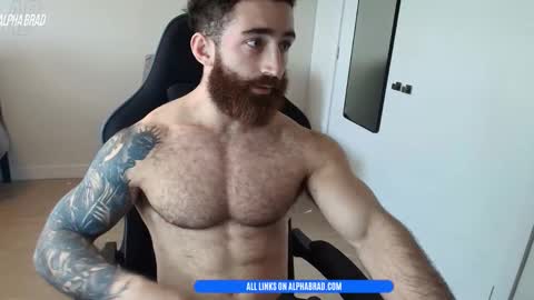 Snapshot of bradtrainn chatting on May 18, 2026, 4:57 pm bradtrainn online show from May 18, 2026, 4:57 pm
