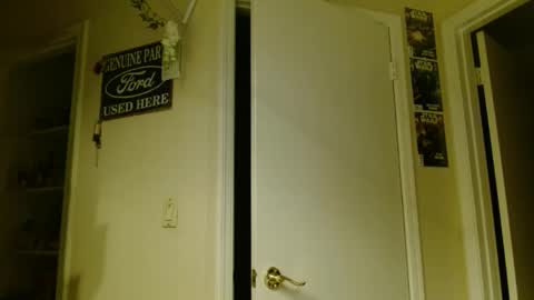 i am a naughty jedi knight online show from March 15, 2026, 10:10 am