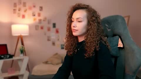 Lilly online show from October 3, 2025, 1:41 pm