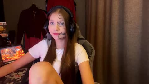 Alice online show from October 31, 2025, 1:23 pm