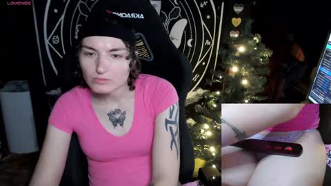 BrandiWRLD999 online show from December 21, 2024, 12:20 am