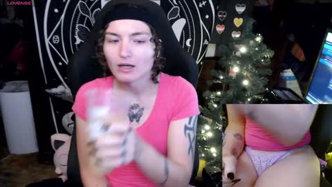 BrandiWRLD999 online show from December 27, 2024, 7:03 pm