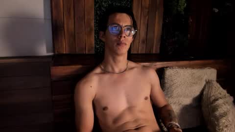 brandon_starkk online show from November 19, 2025, 12:16 pm