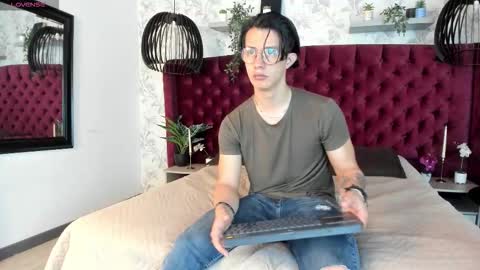 brandon_starkk online show from March 24, 2026, 11:48 am