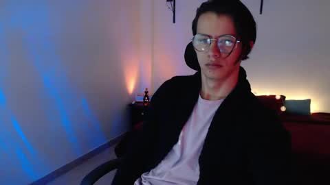 Snapshot of brandon_starkk chatting on May 9, 2026, 12:21 pm brandon_starkk online show from May 9, 2026, 12:21 pm