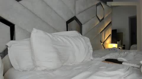 Snapshot of brandonandnat chatting on November 15, 2025, 3:59 am Brandon and Nath online show from November 15, 2025, 3:59 am