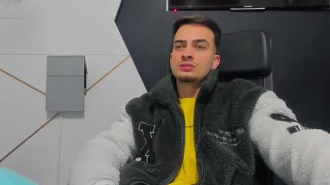 BrandonTateX online show from January 18, 2026, 5:22 am