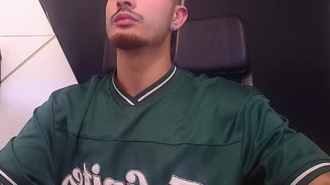Snapshot of brandontatex chatting on June 19, 2026, 3:38 pm BrandonTateX online show from June 19, 2026, 3:38 pm