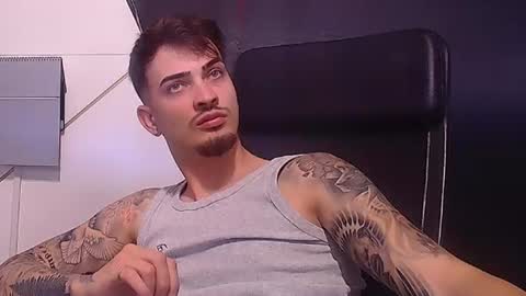 Snapshot of brandontatex chatting on June 21, 2026, 7:33 am BrandonTateX online show from June 21, 2026, 7:33 am