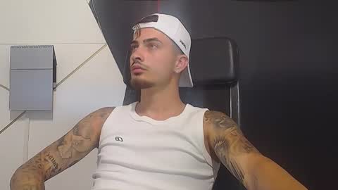 Snapshot of brandontatex chatting on July 2, 2026, 4:40 am BrandonTateX online show from July 2, 2026, 4:40 am