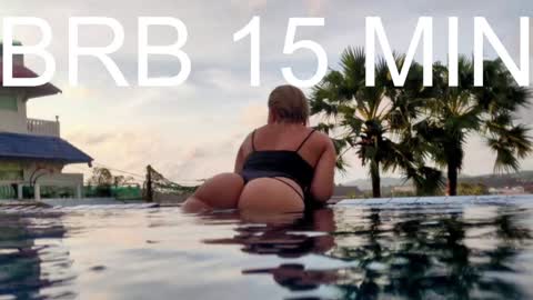 Belle  online show from February 3, 2025, 6:02 am