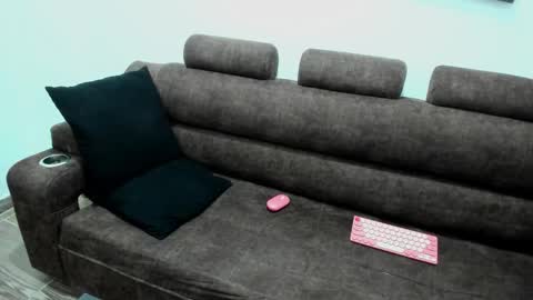 Snapshot of brandy_angel chatting on November 19, 2025, 12:43 am Brandy Angel online show from November 19, 2025, 12:43 am