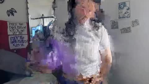 Snapshot of brandy_angell chatting on December 4, 2024, 6:50 pm brandy_angell online show from December 4, 2024, 6:50 pm