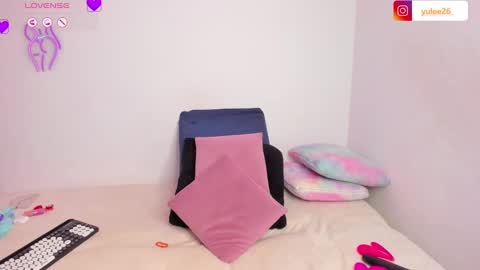 Snapshot of brandy_brow chatting on November 13, 2025, 1:48 am brandy Independent model online show from November 13, 2025, 1:48 am