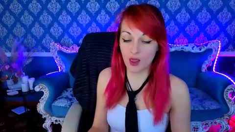 Snapshot of brandybloomm chatting on June 15, 2026, 7:27 pm Brandybloomm online show from June 15, 2026, 7:27 pm