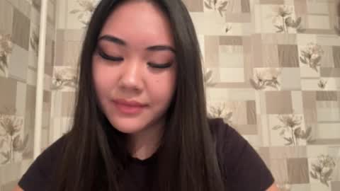 Aypril   online show from September 28, 2025, 2:55 pm