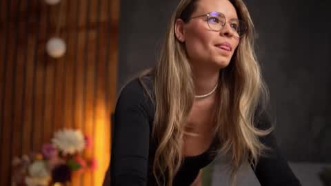 Alex online show from February 4, 2026, 5:35 am