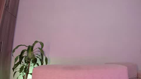 Snapshot of brann_tadzio chatting on July 20, 2026, 5:04 pm online show from July 20, 2026, 5:04 pm