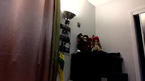 brasilierabrat online show from June 24, 2026, 3:16 am