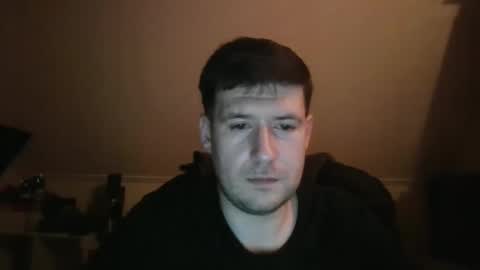 Snapshot of brate1899 chatting on December 18, 2025, 3:56 am brate1899 online show from December 18, 2025, 3:56 am