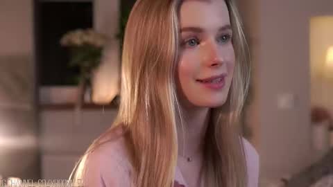 Snapshot of brave_journey chatting on October 5, 2025, 8:18 pm Eli online show from October 5, 2025, 8:18 pm