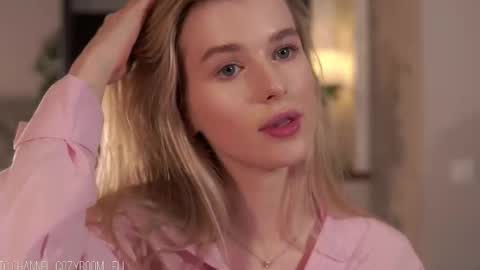 Snapshot of brave_journey chatting on October 16, 2025, 6:20 pm Eli online show from October 16, 2025, 6:20 pm