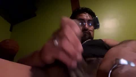 bravo323 online show from September 17, 2025, 6:04 am